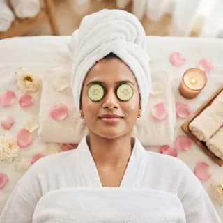 Pamper yourself package — relaxing spa treatment